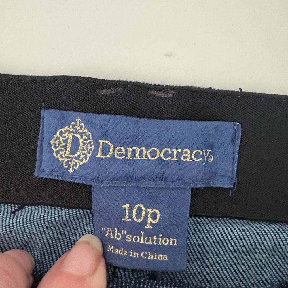 Democracy Ab Solutions High Rise Ankle Distressed Denim Jean size 10P Petite NWT - Picture 9 of 11